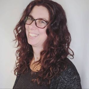 Meet your Posher, Elizabeth